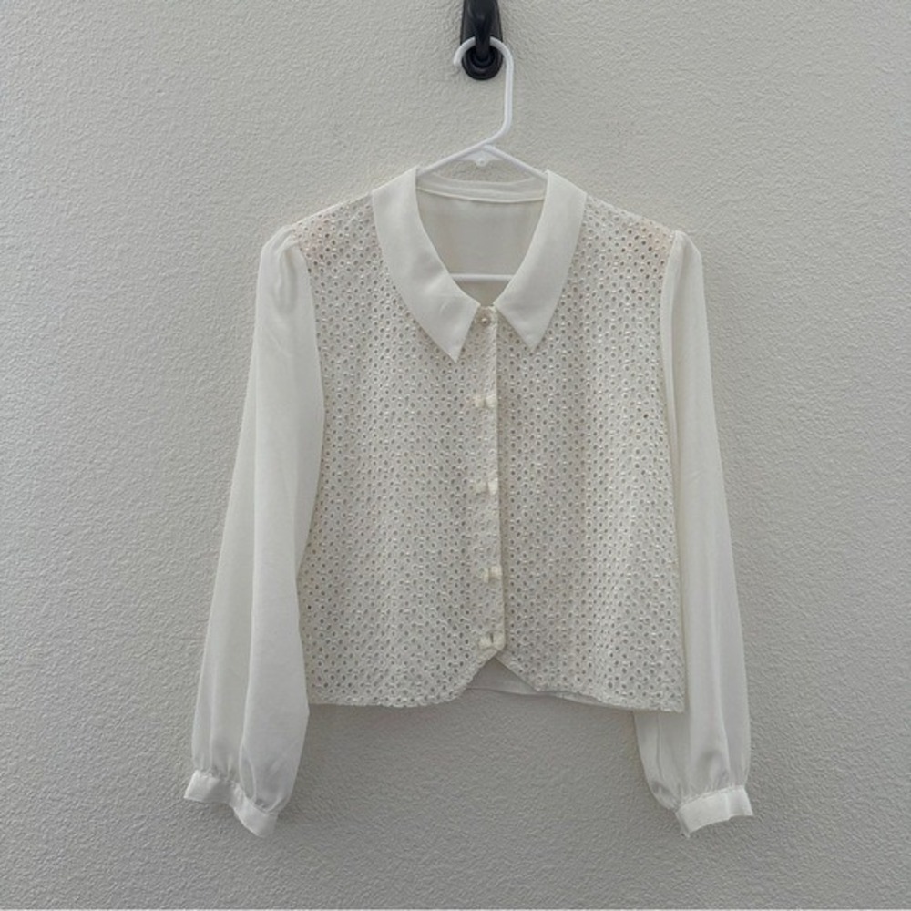 Coquette Eyelet Lace Blouse Women Size Medium White Pearl Button Bow Long Sleeve